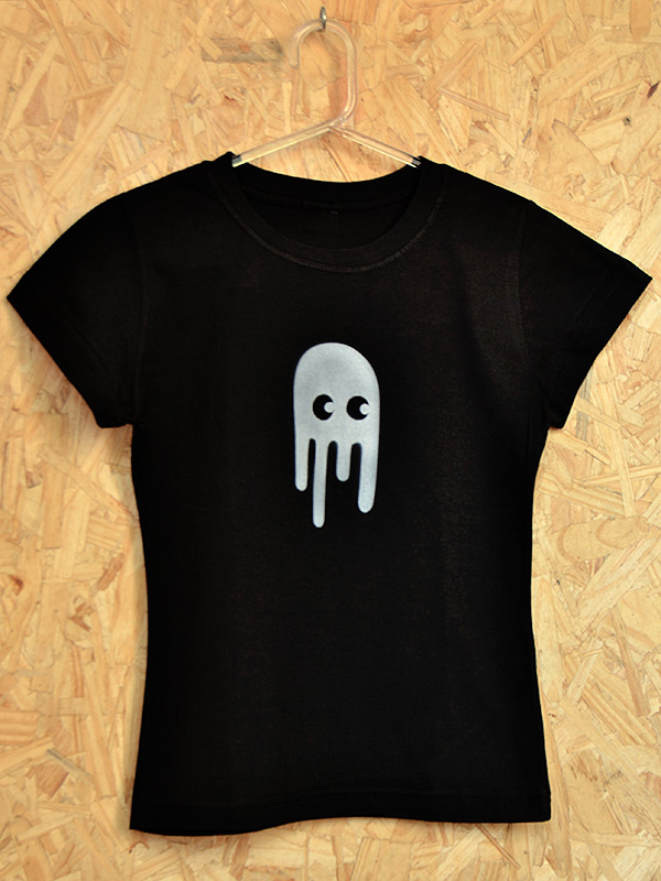 Fantasma. Camiseta aerografada por Vilmar Oliveira